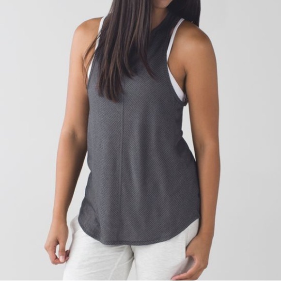 LULULEMON Women’s Essence Tank Heathered Deep Coal size: 8 - Picture 1 of 7
